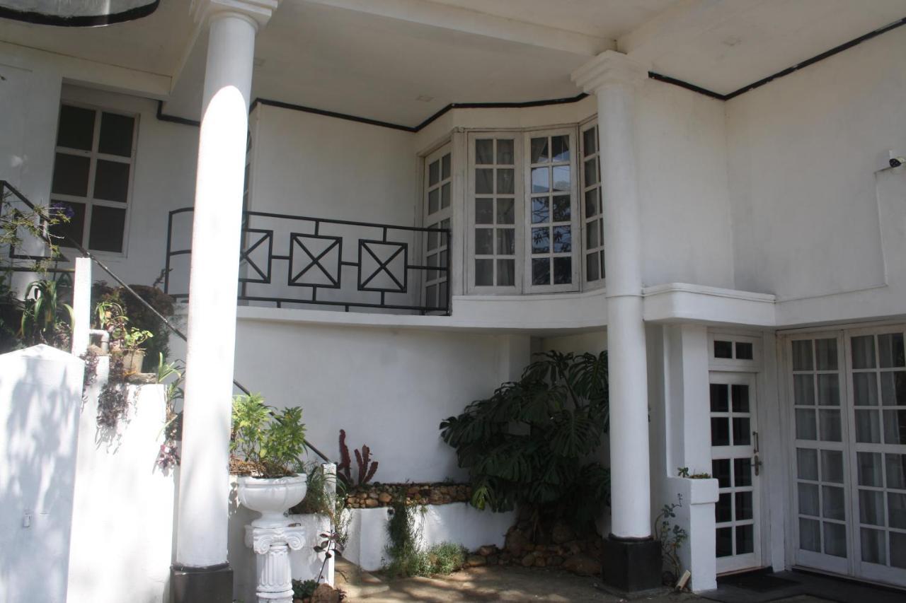 Bezel Bungalow Νουβάρα Ελίγια Εξωτερικό φωτογραφία